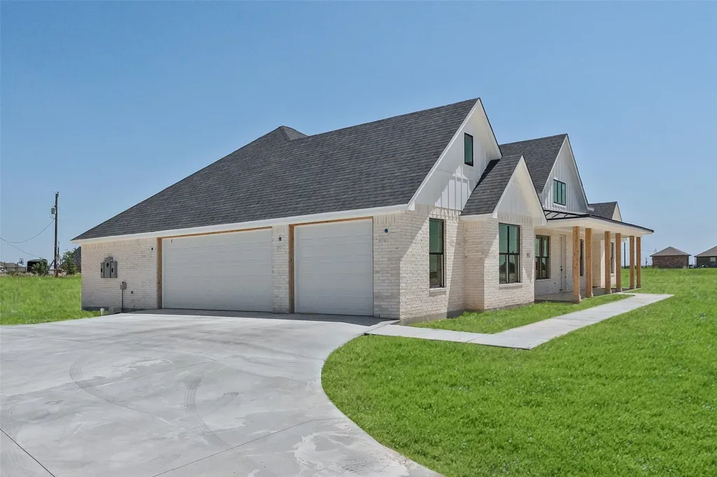 1040 Dove Hill Branch Road Weatherford TX 76088