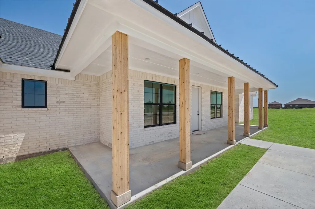 1040 Dove Hill Branch Road Weatherford TX 76088
