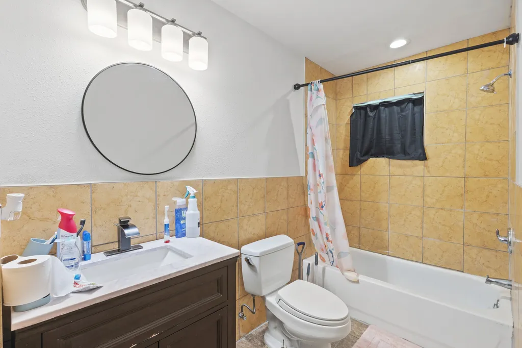 1706 Summit Street Mesquite TX 75149