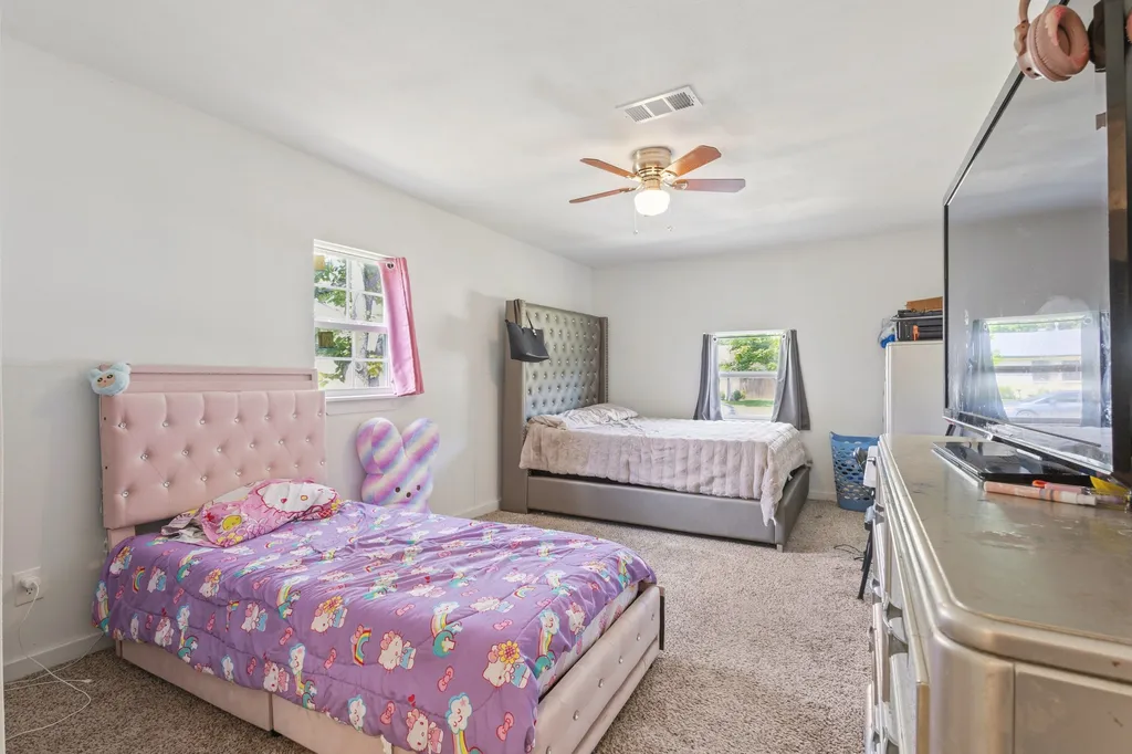 1706 Summit Street Mesquite TX 75149