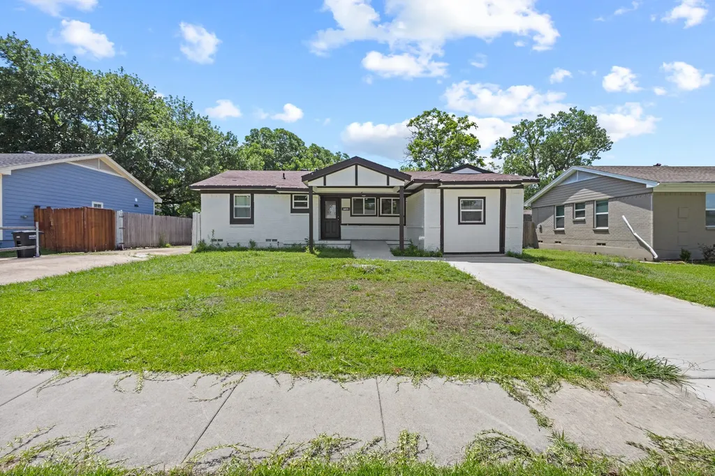 1706 Summit Street Mesquite TX 75149