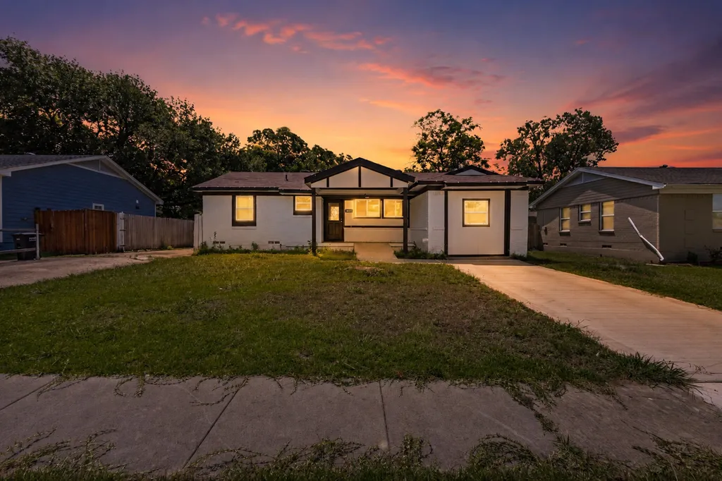 1706 Summit Street Mesquite TX 75149