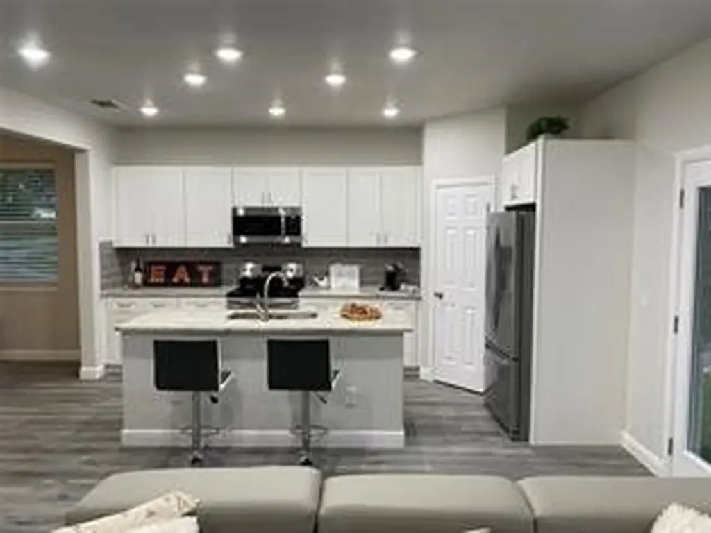 2611 Lakeridge Drive Granbury TX 76048