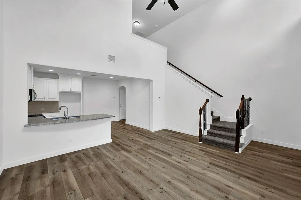 736 S Greenville Avenue Richardson TX 75081