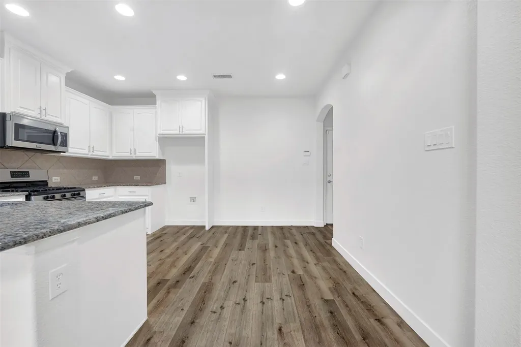 736 S Greenville Avenue Richardson TX 75081