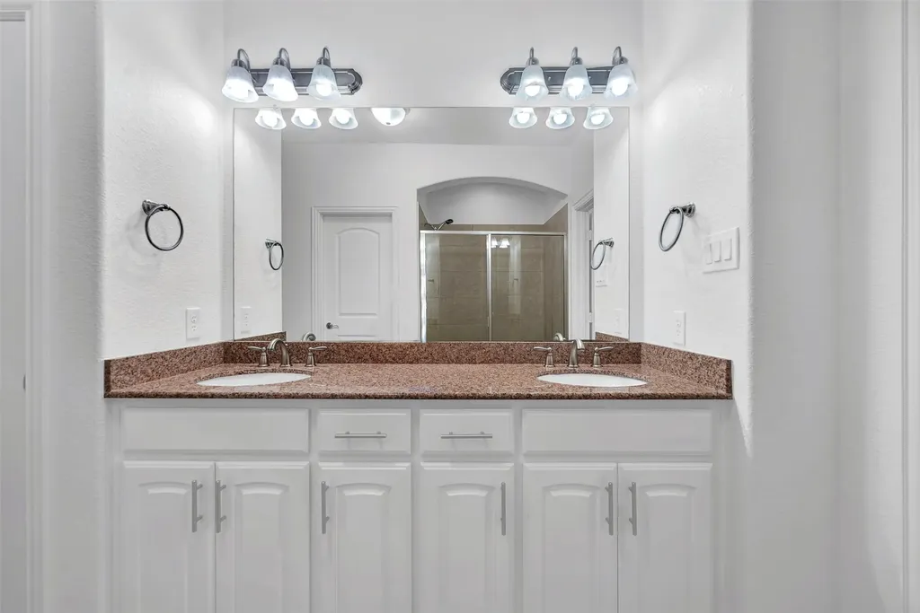 736 S Greenville Avenue Richardson TX 75081