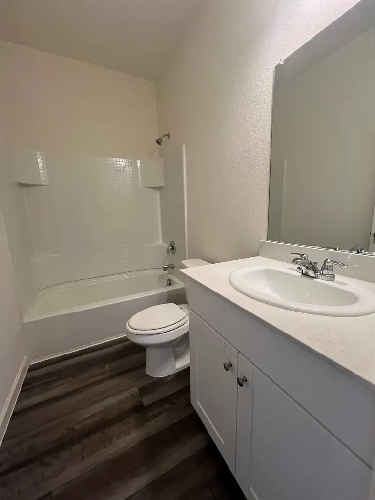 711 Camden Drive Lavon TX 75166