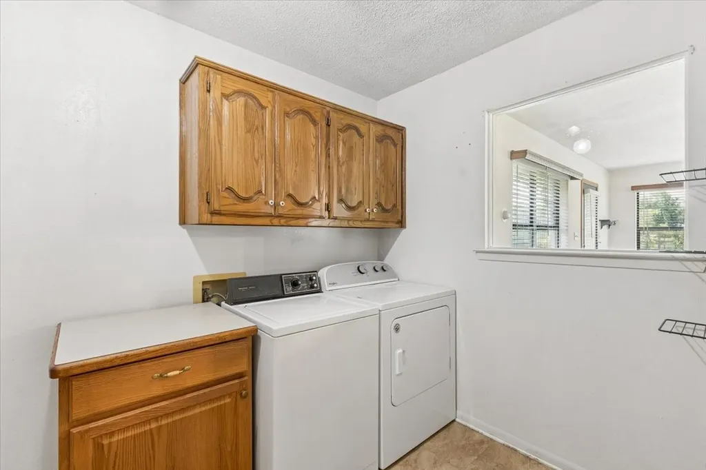 1160 County Road 2425 Mineola TX 75773