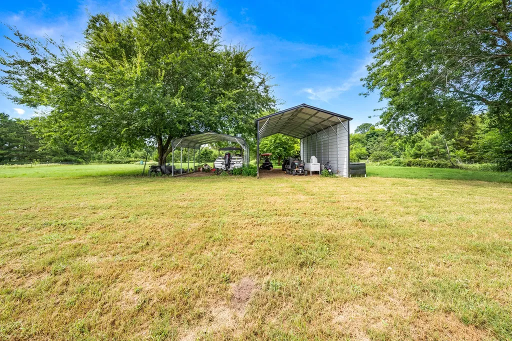 248 Private Road 6420 Alba TX 75410