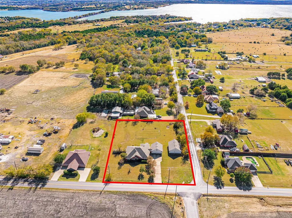 14184 County Road 489 Nevada TX 75173