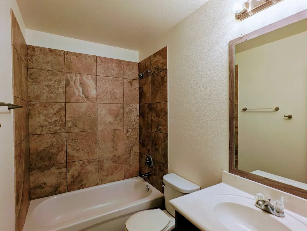 3011 Cricket Drive Bellmead TX 76705