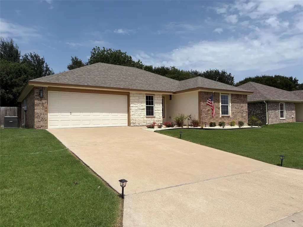 3011 Cricket Drive Bellmead TX 76705