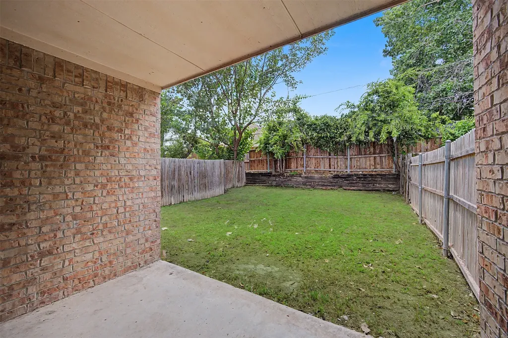 3124 Cherry Lane Fort Worth TX 76116