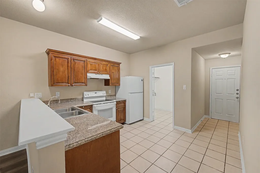 3124 Cherry Lane Fort Worth TX 76116