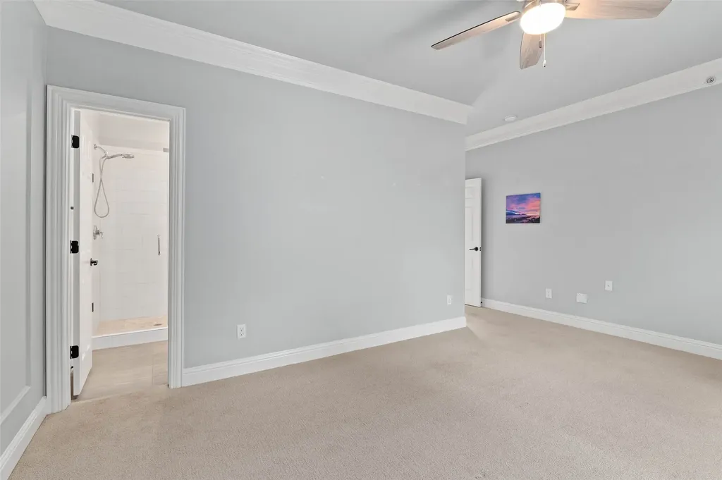 5609 Lindell Avenue Dallas TX 75206