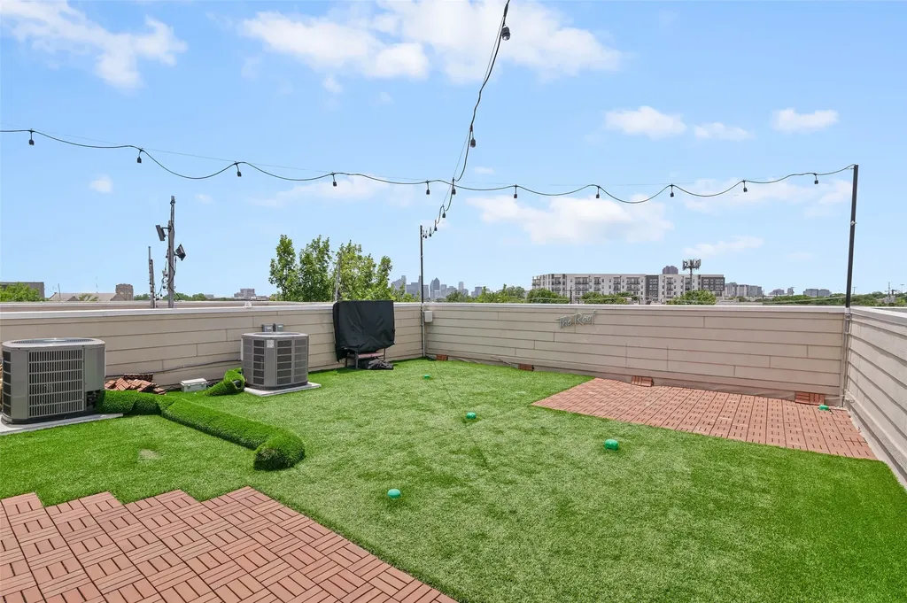 5609 Lindell Avenue Dallas TX 75206