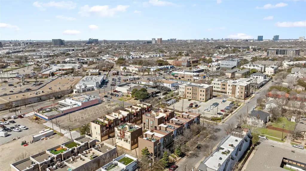 5609 Lindell Avenue Dallas TX 75206