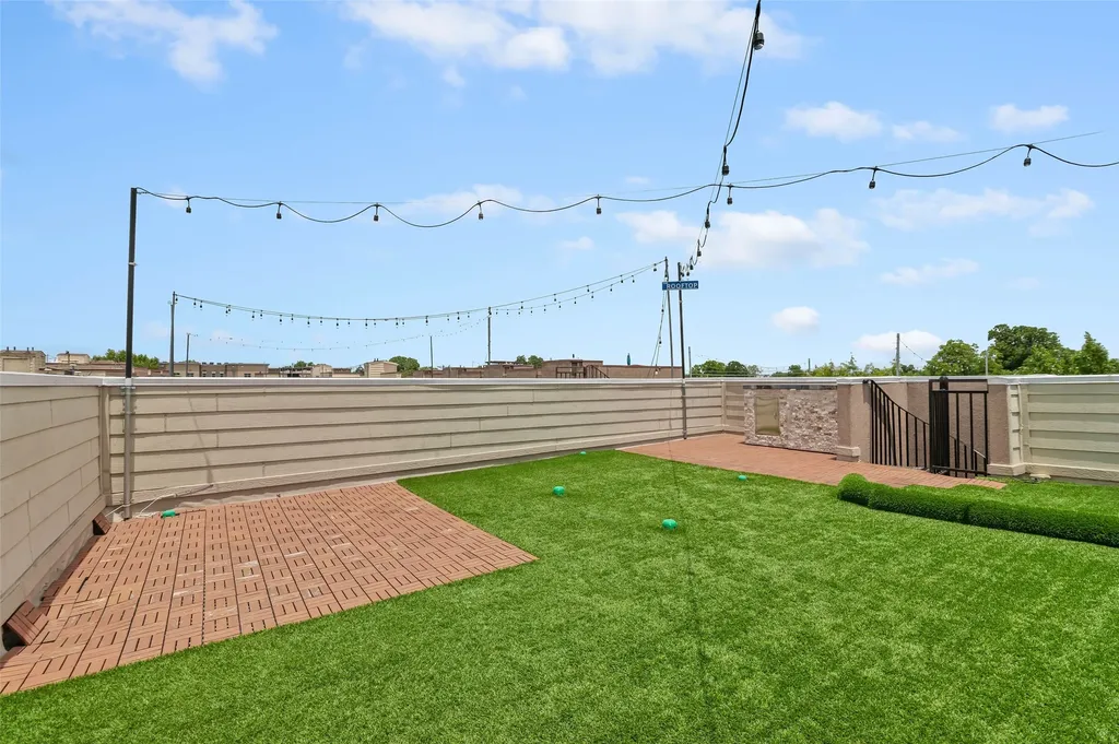 5609 Lindell Avenue Dallas TX 75206