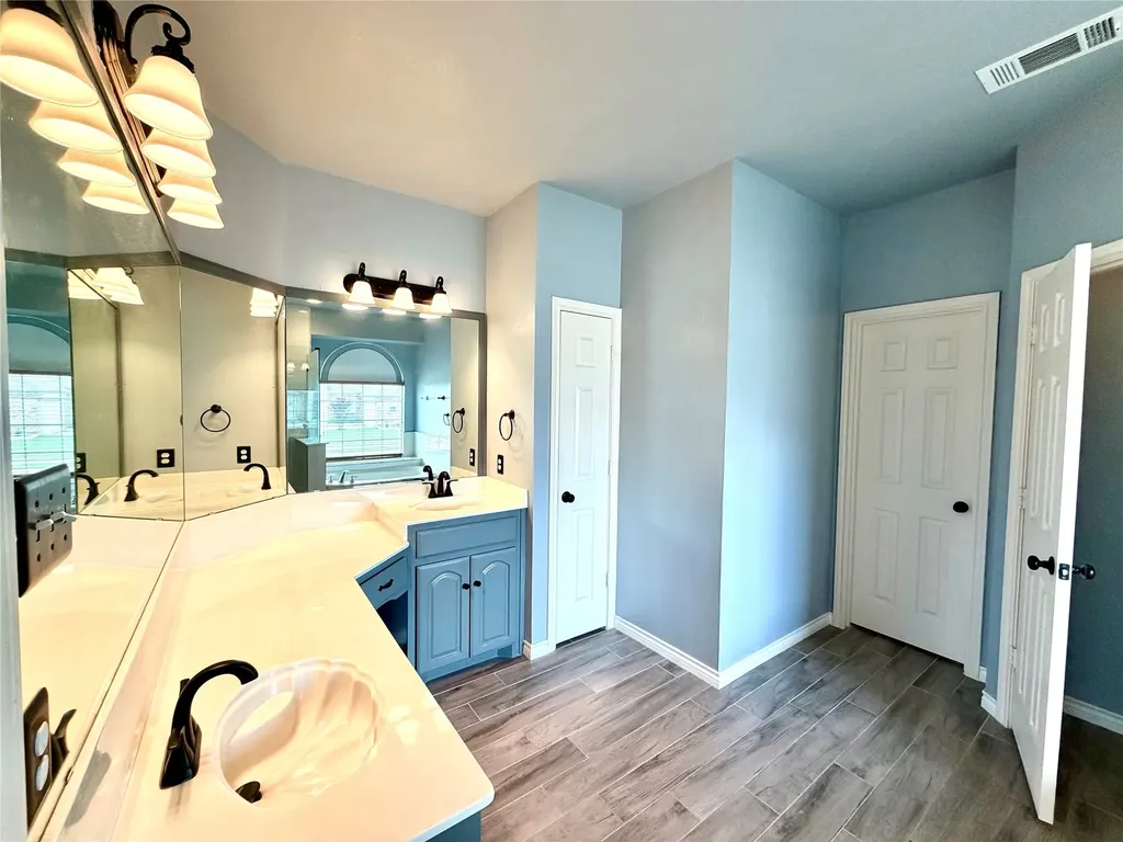 7204 Crane Drive Sachse TX 75048