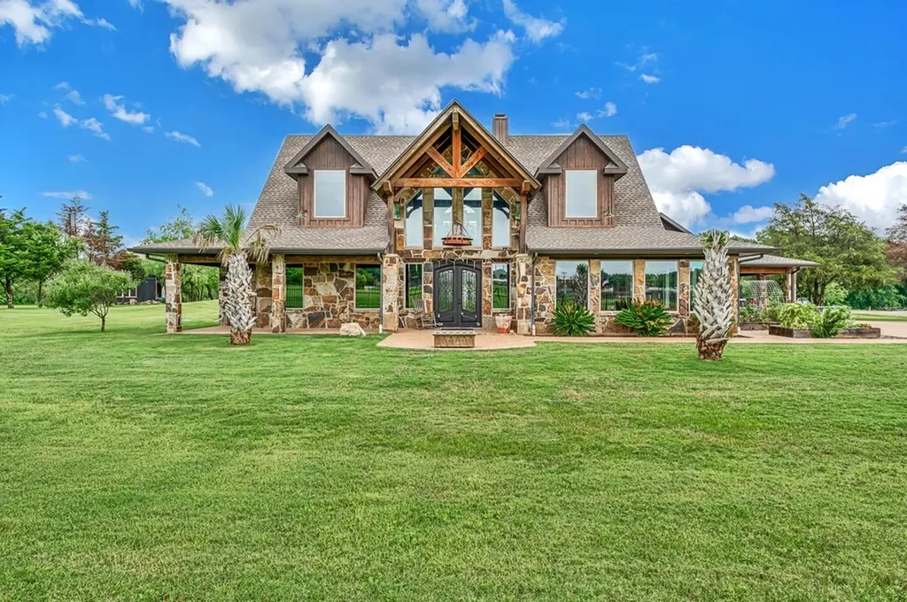5004 Gholson Road Waco TX 76705
