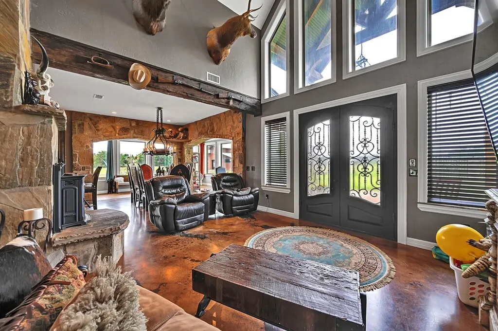 5004 Gholson Road Waco TX 76705