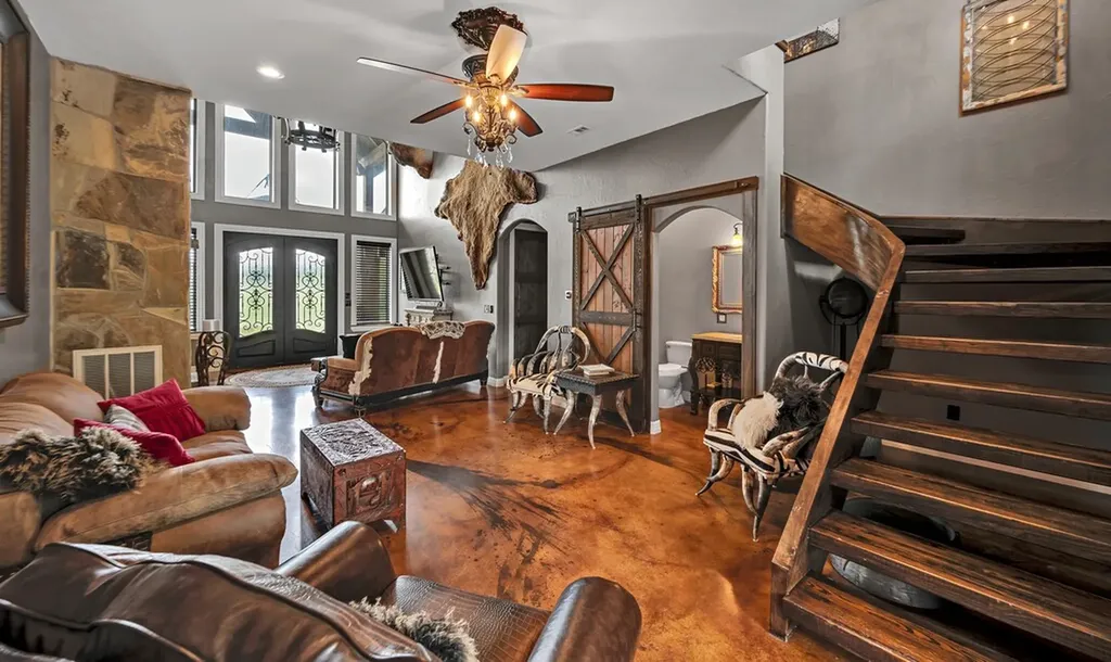 5004 Gholson Road Waco TX 76705
