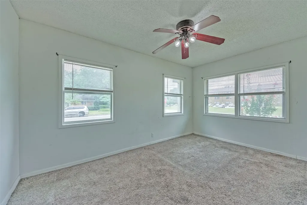 11005 Tascosa Street Dallas TX 75228