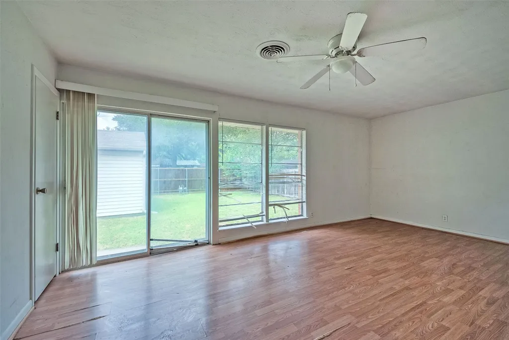11005 Tascosa Street Dallas TX 75228