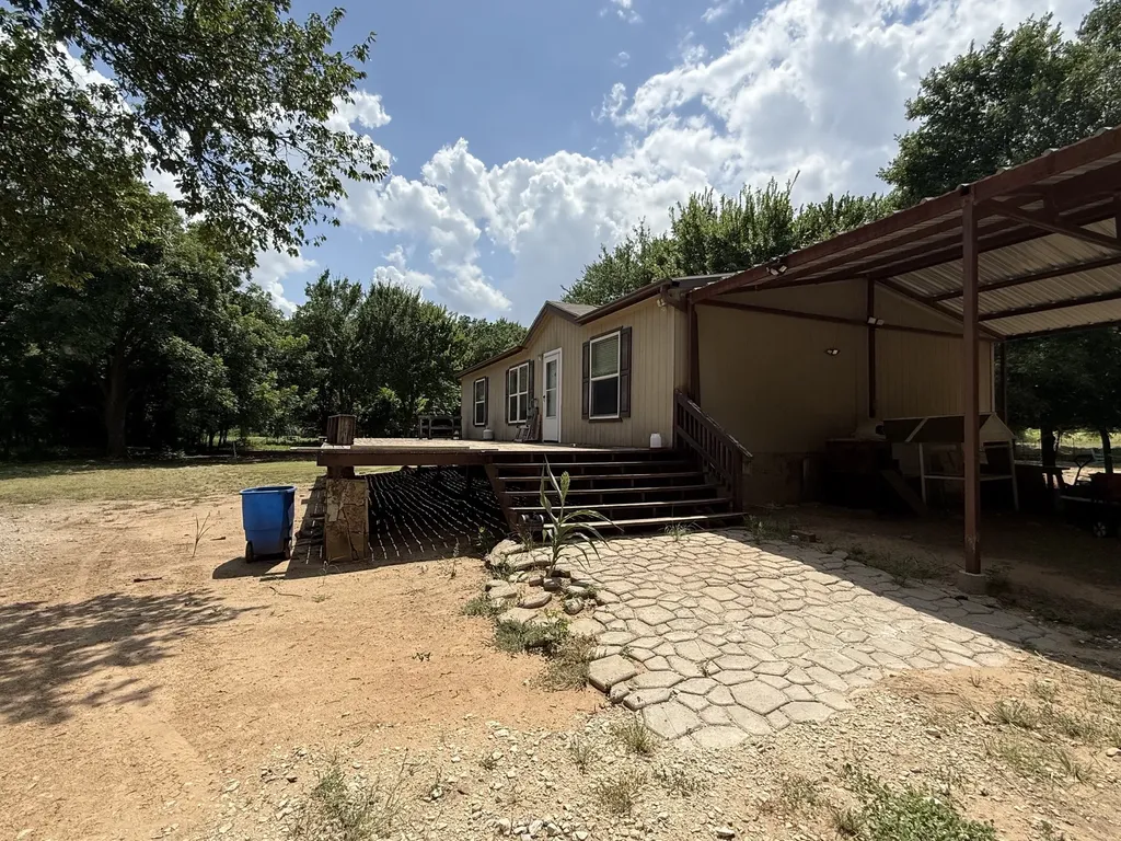 523 Billy Road Bowie TX 76230