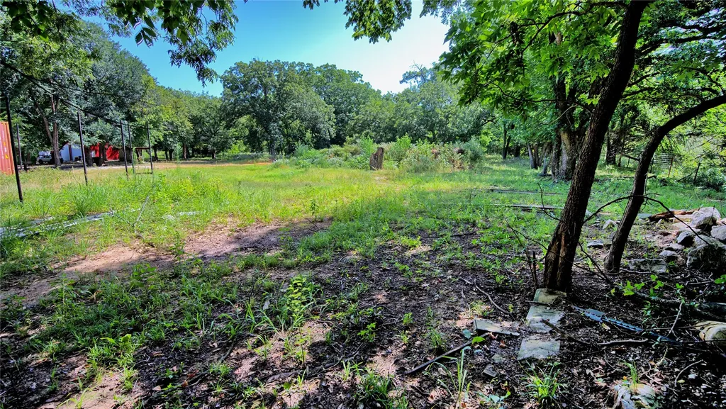 523 Billy Road Bowie TX 76230