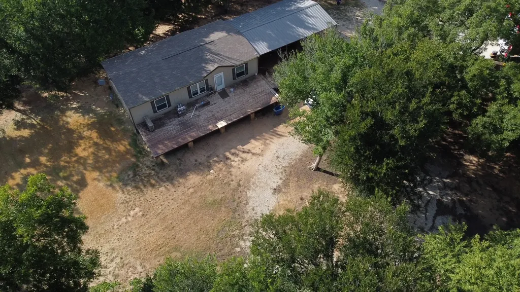 523 Billy Road Bowie TX 76230