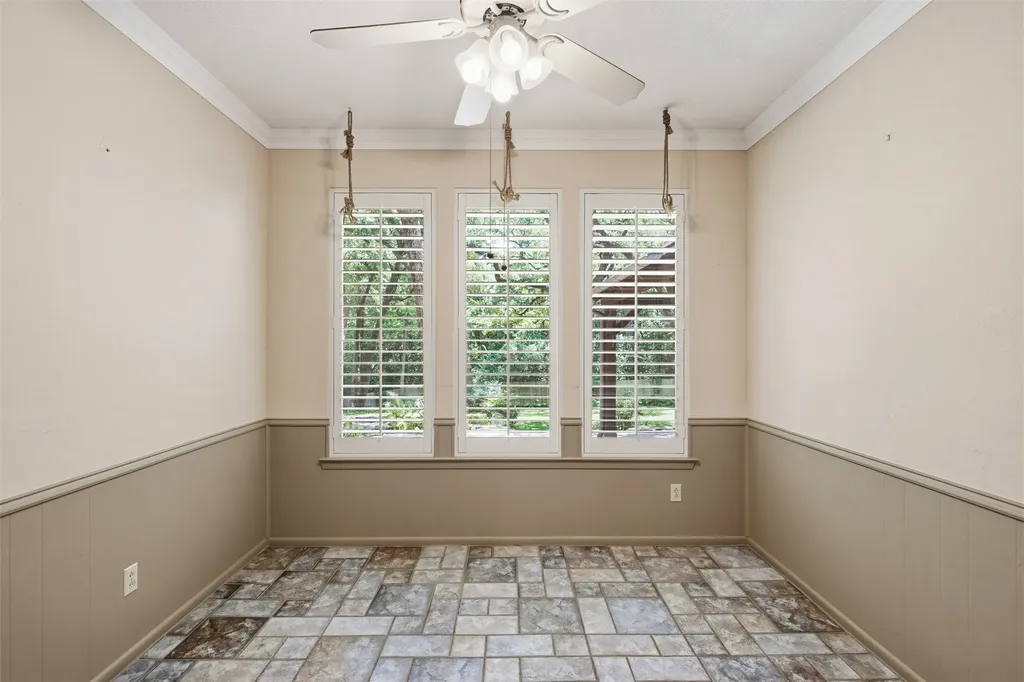 1807 Mossy Oak Street Arlington TX 76012
