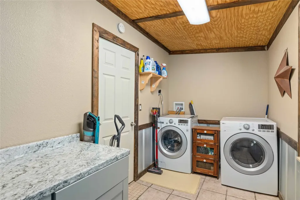 19175 Highway 183 N May TX 76857