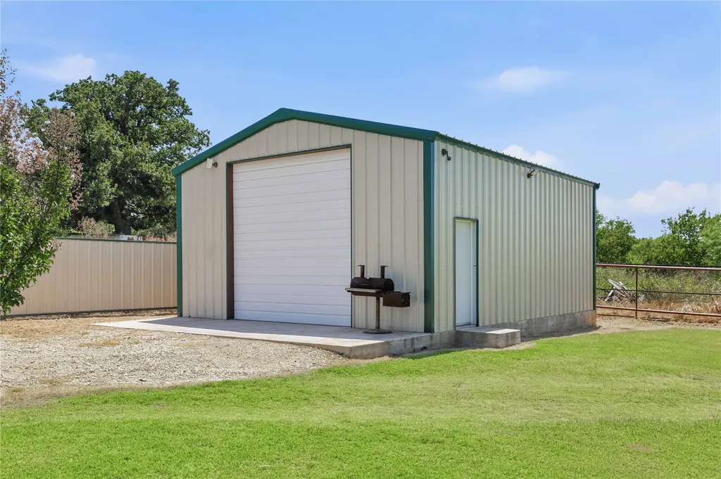 19175 Highway 183 N May TX 76857