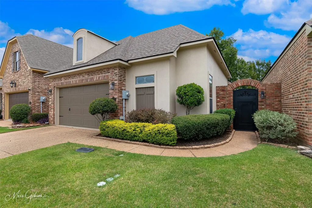 113 Arbor Place Bossier City LA 71111