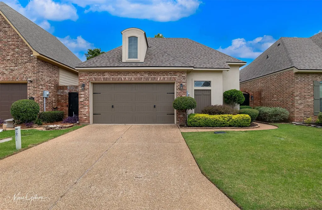 113 Arbor Place Bossier City LA 71111