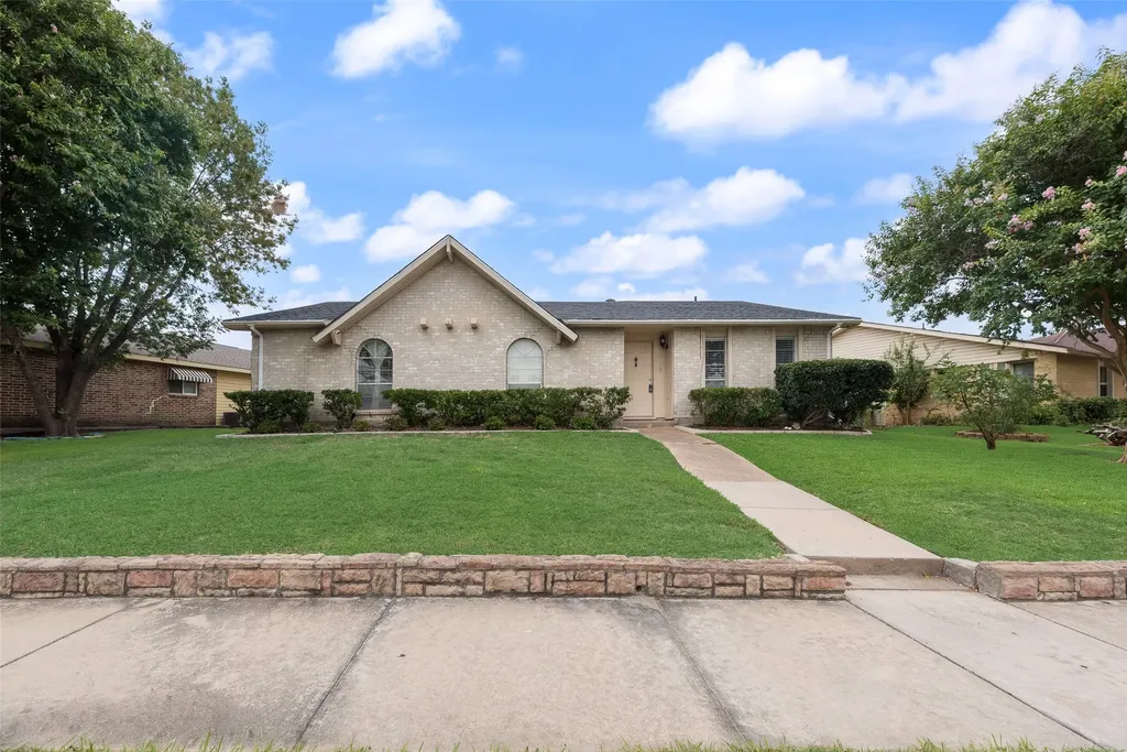 2942 Scott Mill Road Carrollton TX 75007