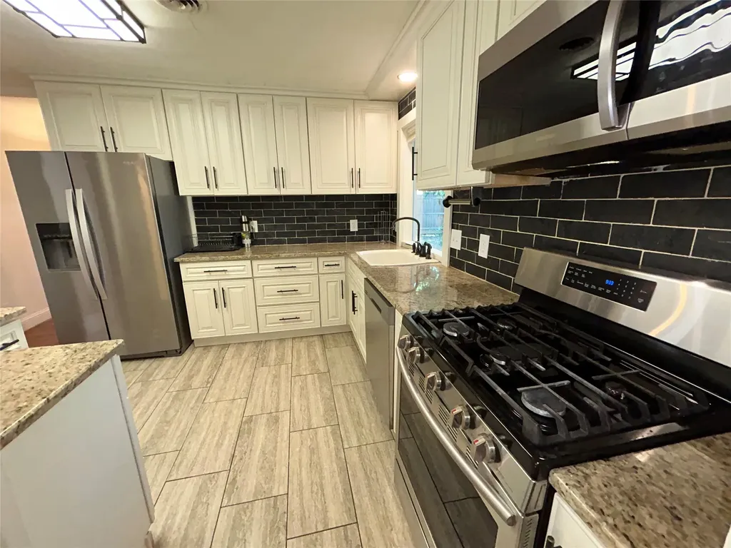 908 Fairview Street Graham TX 76450