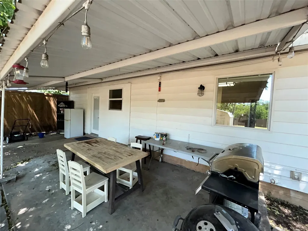 908 Fairview Street Graham TX 76450