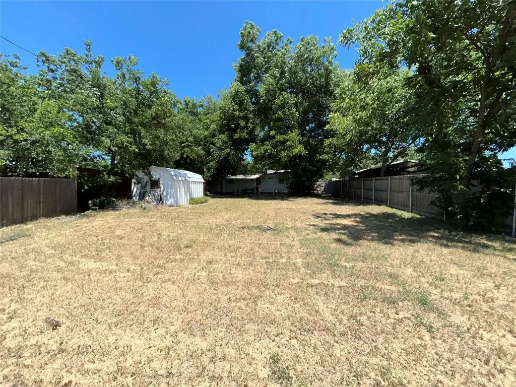 908 Fairview Street Graham TX 76450