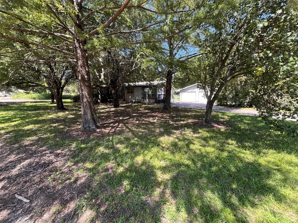 304 S Lafayette Street Campbell TX 75422