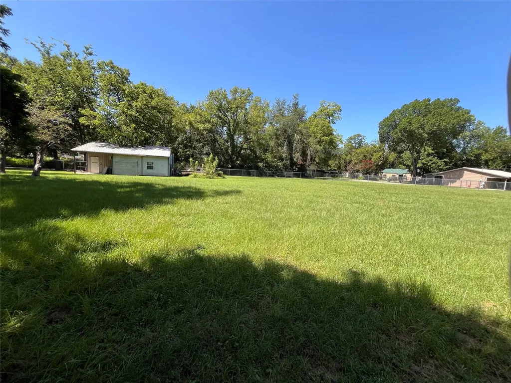 304 S Lafayette Street Campbell TX 75422