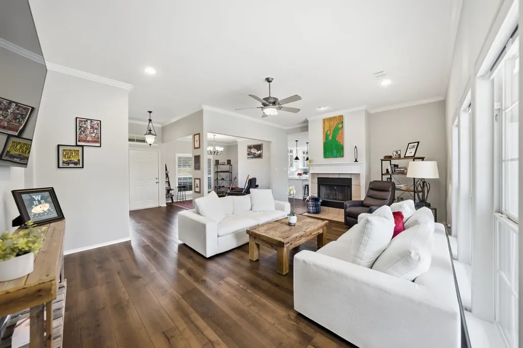 11 Lopez Drive Sherman TX 75090
