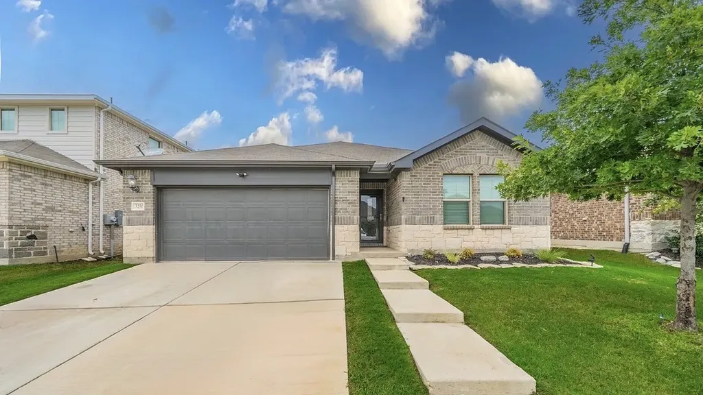 3250 Mccallister Way Royse City TX 75189