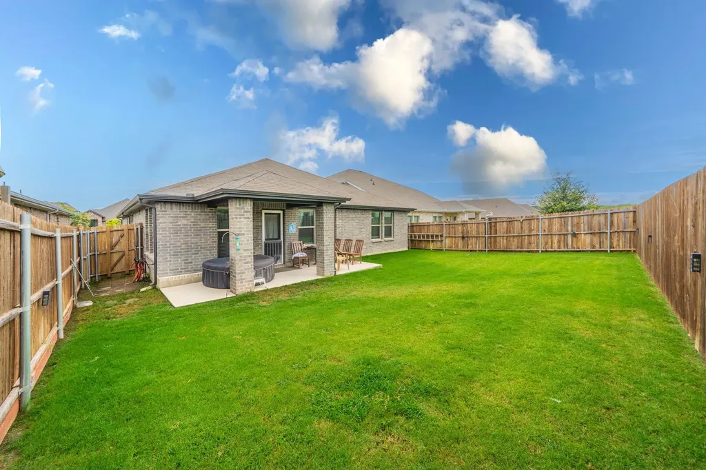 3250 Mccallister Way Royse City TX 75189