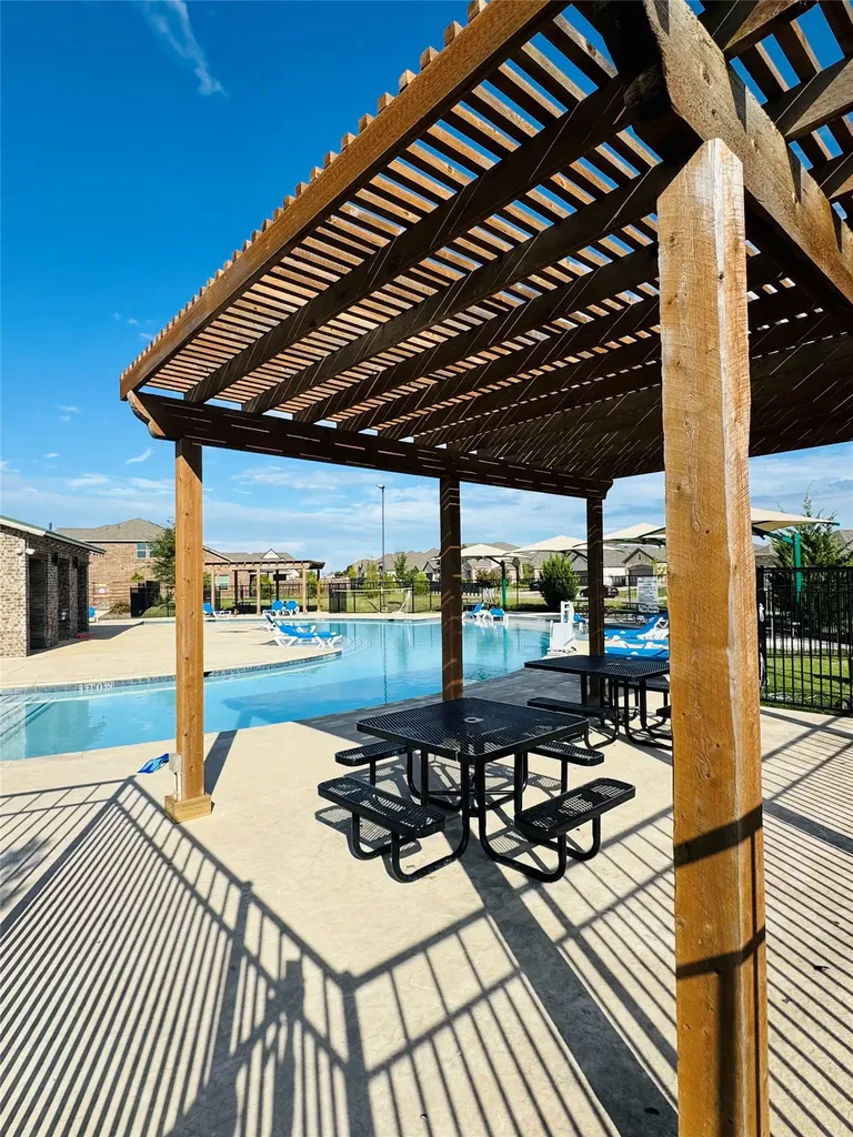 3250 Mccallister Way Royse City TX 75189