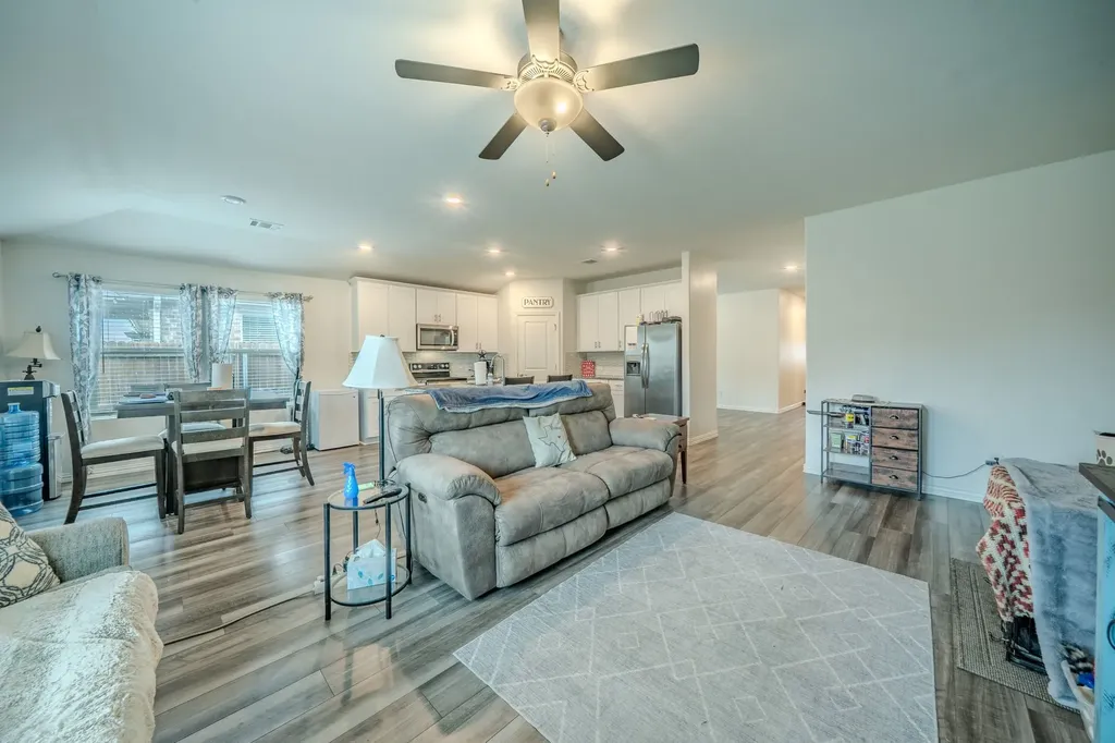 3250 Mccallister Way Royse City TX 75189