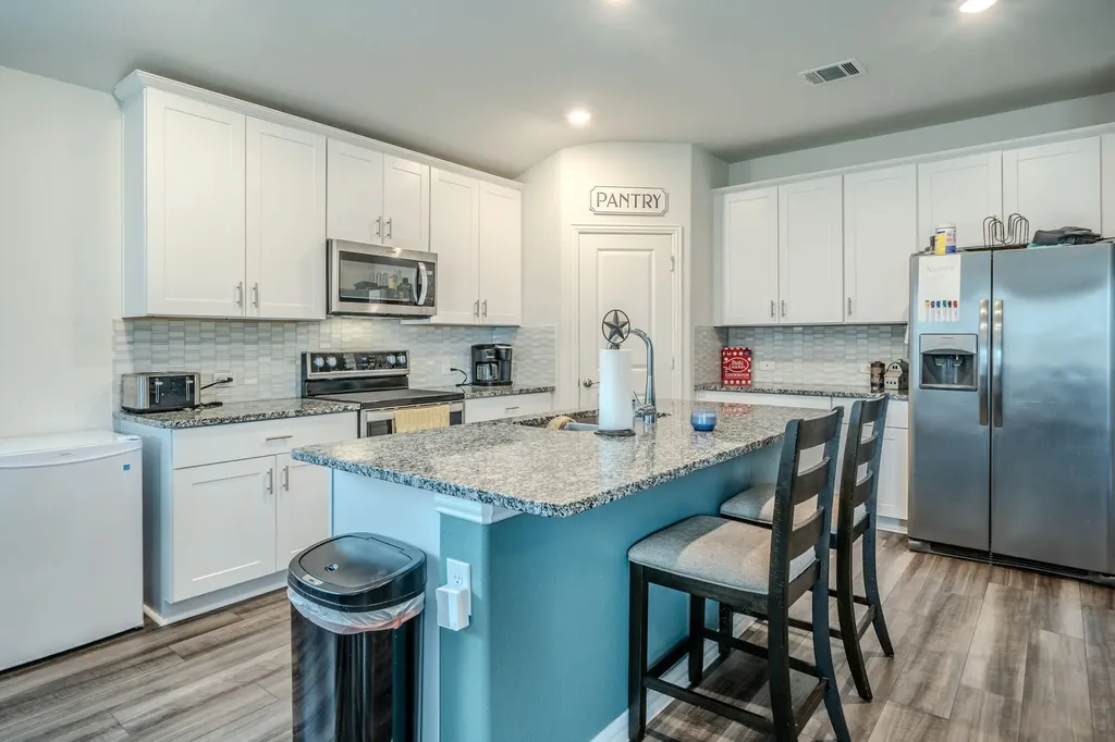 3250 Mccallister Way Royse City TX 75189