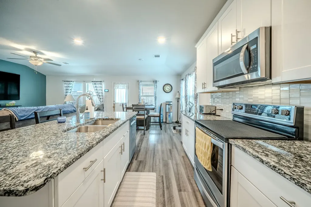 3250 Mccallister Way Royse City TX 75189