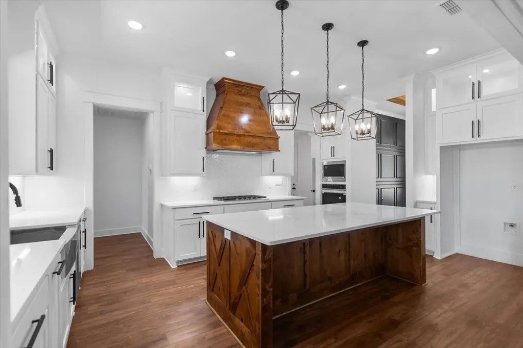 17402 Woodcrest Circle Lindale TX 75771